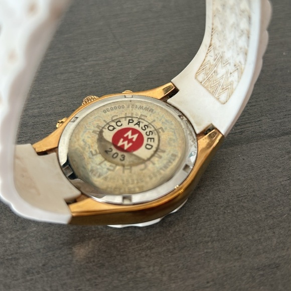 MICHELE TAHITIAN JELLY BEAN ROSE GOLD,WHITE SILICONE BAND WATCH - Picture 4 of 5